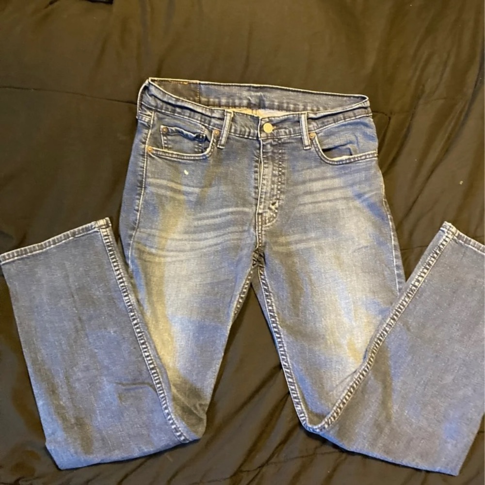 Levi’s 513 slim fitting jeans